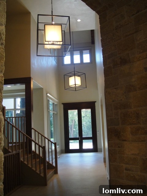 5233-Stonegate-foyer