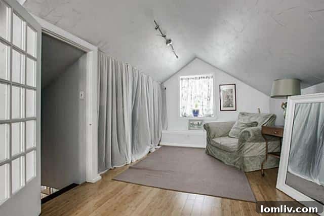 Master Bedroom Sitting Area for Relaxation