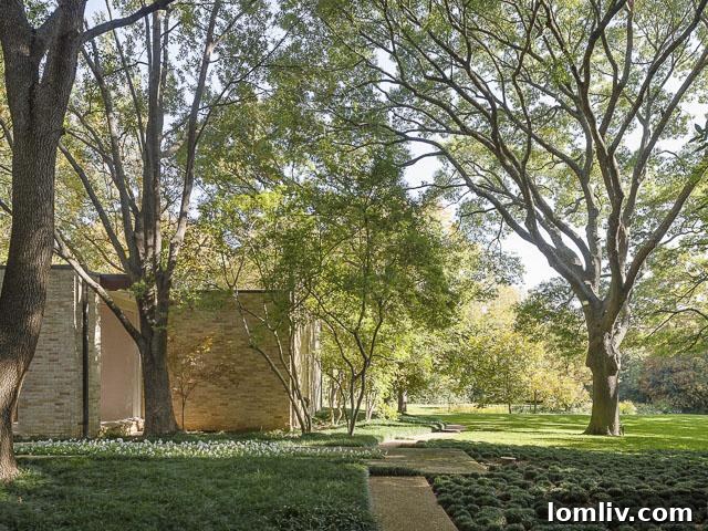 Nancy Dedman's Bud Oglesby Masterpiece on Strait Lane, with Jonsson Family Roots, Changes Hands 6 10300 Strait Lane Lush Gardens