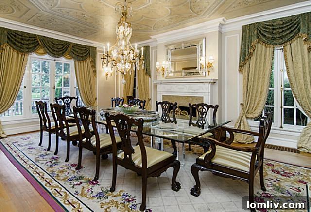 5323 Swiss Avenue Formal Dining Room