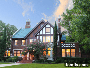 Exterior of 6243 La Vista Drive, 