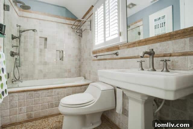 1154-N-Edgefield-Bath