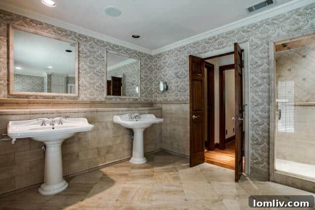 Spacious Master Bathroom with Soaking Tub at 4511 Arcady Avenue