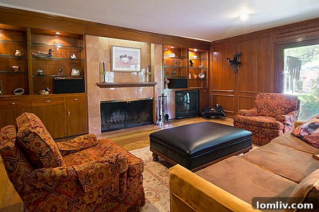 11757 Hill Haven Family Room 2