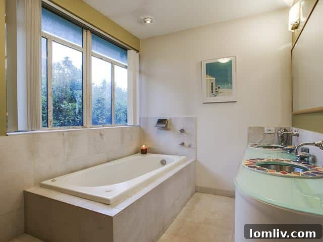 4504-Bordeaux-master-bath-1