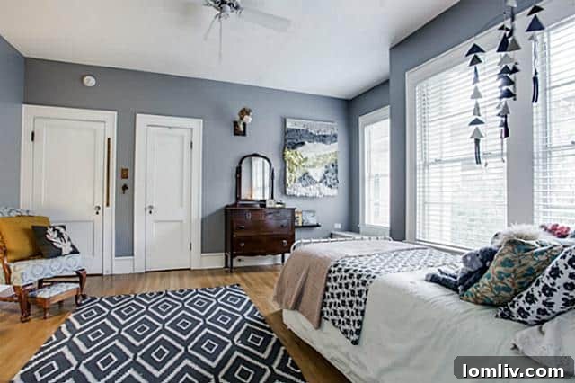314 S. Montclair 2nd Bedroom - Vibrant Second Bedroom with Trending Decor