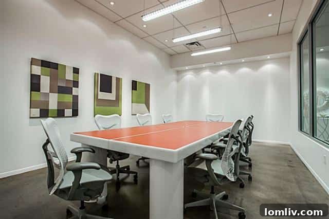 3203 McKinney Avenue Board Room - Executive Meeting Space