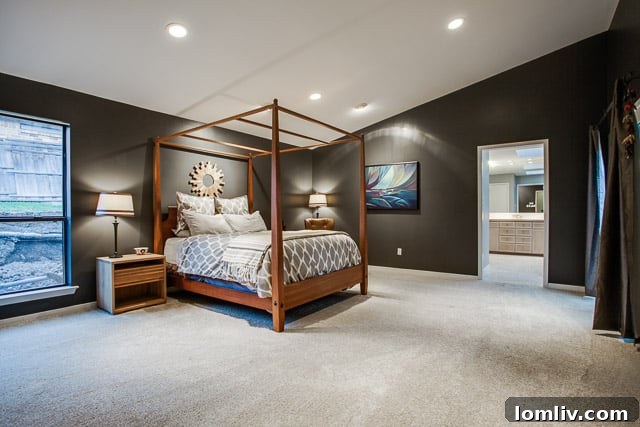 Friday Five Hundred: Prestonwood Creek's Groovy 70s Contemporary Where Green Reigns 8 Luxurious Master Bathroom with Altar-like Tub