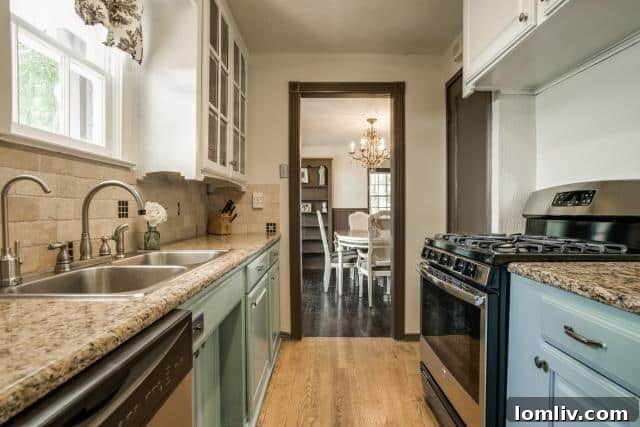 6922 Vivian, Updated Kitchen with Stainless Steel Appliances