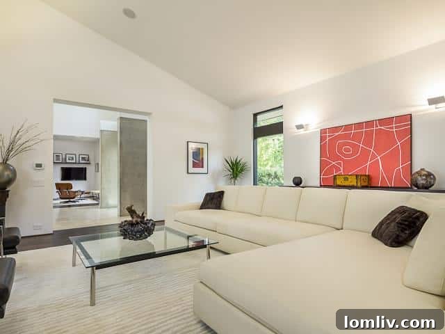 3601 Euclid Avenue - Elegant Dining Area