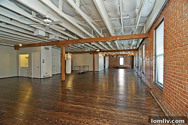 2401-S.-Ervay-Living-Dining