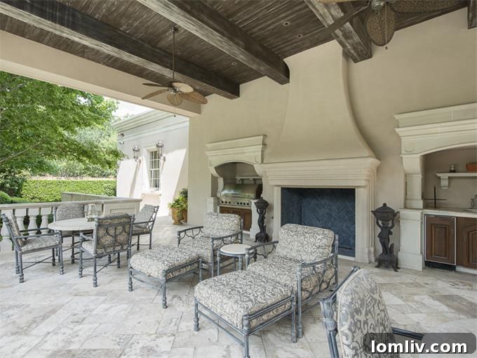 Obama's Dallas Dream Home: Why He Should Own the White House 21 10777-Strait-Lane-outdoor-kitchen