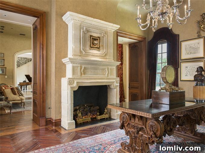 Obama's Dallas Dream Home: Why He Should Own the White House 8 10777-Strait-study-FP