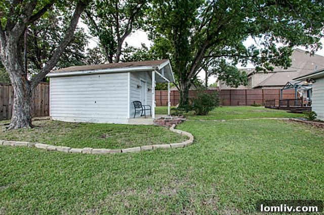 Charming Backyard Shed at 9403 Thornberry Lane Dallas