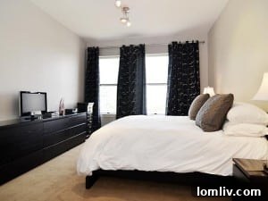 Master bedroom of Terrace House unit 616