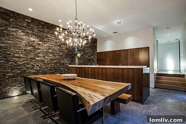 2843 Lee Street - Breakfast Nook