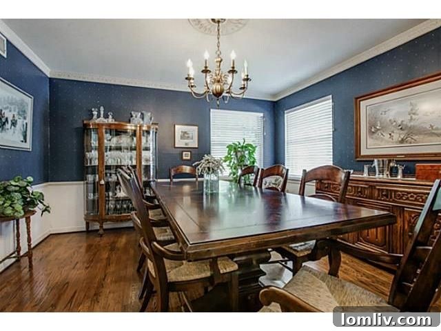 Formal Dining Room - Elegant Setting