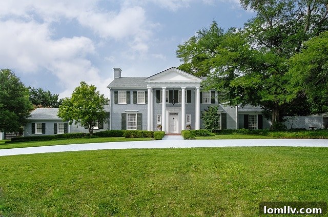 Preston Hollow's Elite Historic Find on Celebrity Avenue 3 4907 DeLoache Full Front View - Historic Dallas Estate