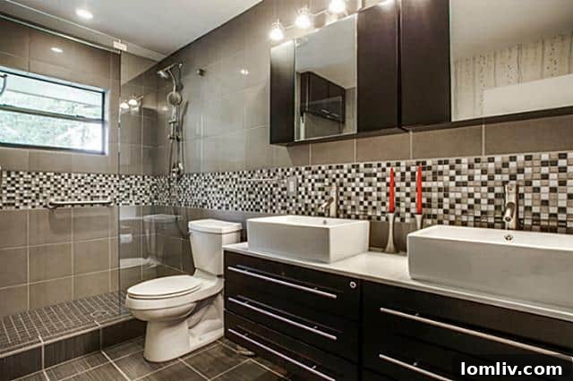 437-Mayrant-Bathroom-1