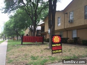 Old Saltillo Apartments building on Cole Avenue