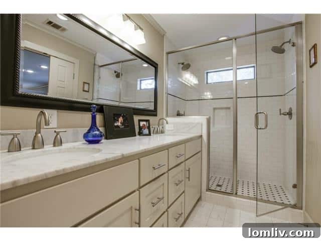 10484-Silverock-master-bath