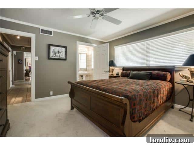 Comfortable Master Suite Area at Kiestwood Home