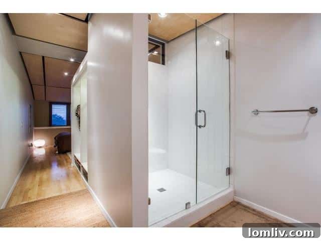 Modern bathroom
