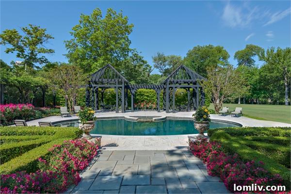 Lee Trevino's Coveted Estate Debuts on the Market for $13 Million 4 Trevino-Country-estate-pool-2
