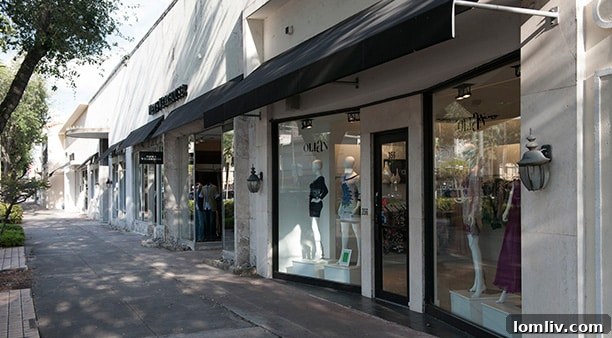 The charming and well-planned shopping streets of Coral Gables, a stark contrast to Preston Center