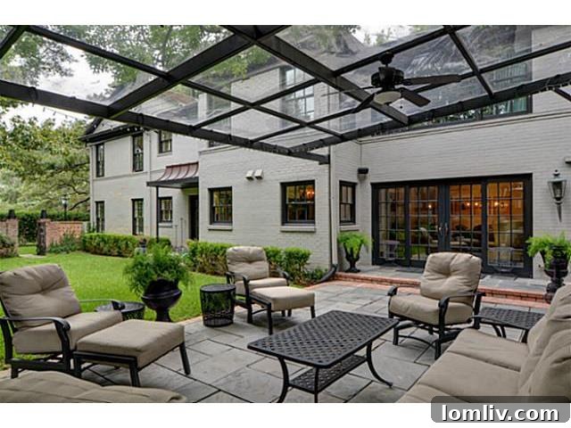 4524 Westway Patio - Outdoor Living Space