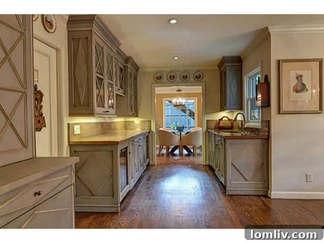 4524 Westway Butler's Pantry - Luxury Kitchen Amenities