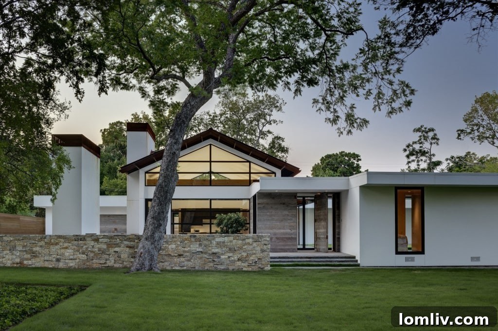 Luxury Custom Home in Dallas by David Gross Fine Homes - Lindhurst Avenue Project