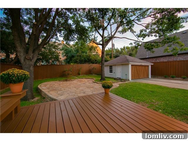 1210 N. Winnetka Deck and Patio Area - An inviting space for gatherings