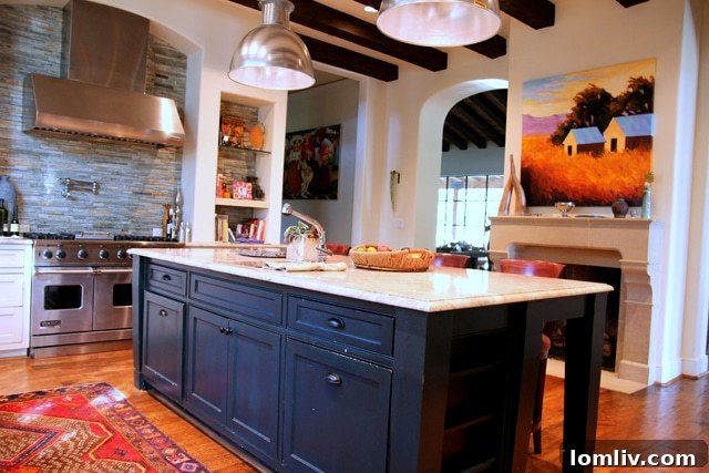 High-end kitchen cabinets and island by Homecorp