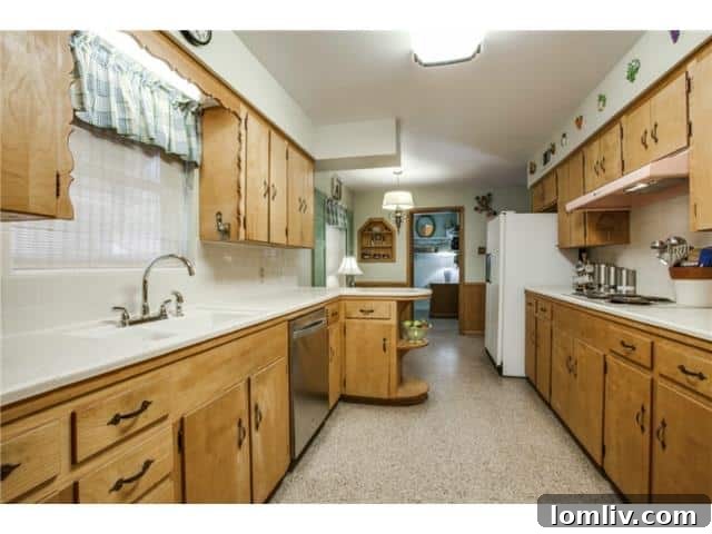7319 Bennington Kitchen 2