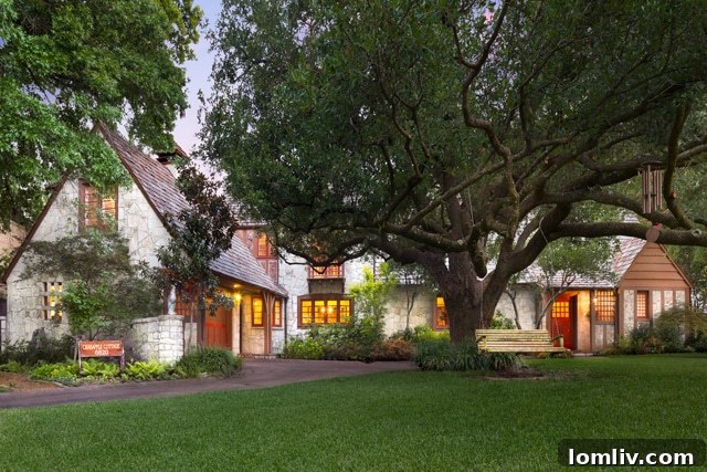 6820 Avalon - A beautiful home featured in the Lakewood Home Festival