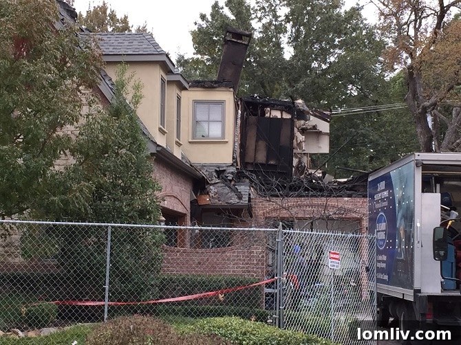 Million Dollar Preston Royal Home Destroyed by Blaze, Patio Fireplace Eyed 3 Royalton-Fire-2