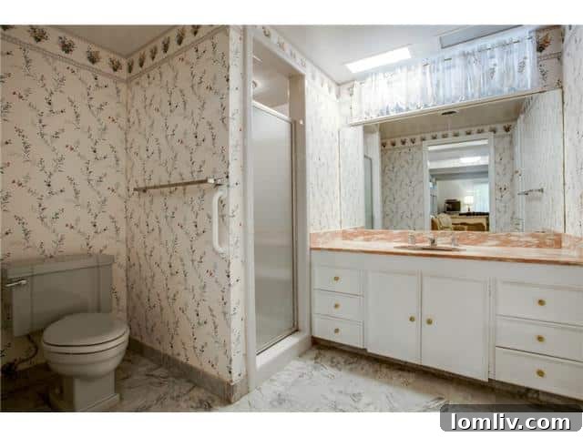 Master Bathroom Showcasing Original Midcentury Design Elements