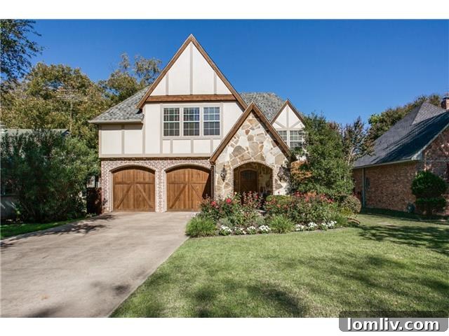 7115 Coronado Garage - Two-Car Garage with Auxiliary Storage