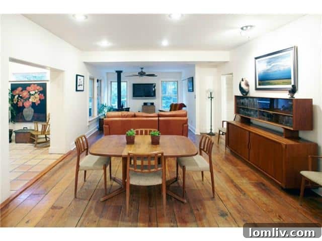 Elegant Dining Space Perfect for Entertaining