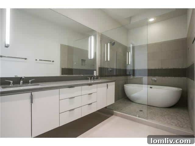 Luxurious Master Bathroom with Wet Area at 4112 Cole