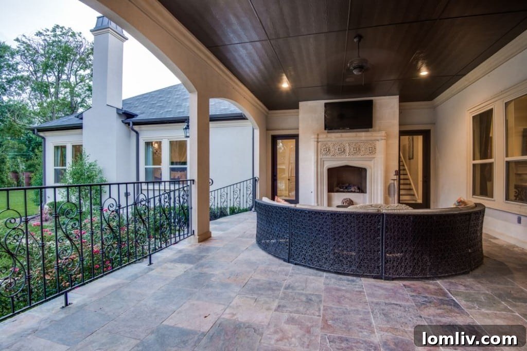 Expansive Backyard Landscape