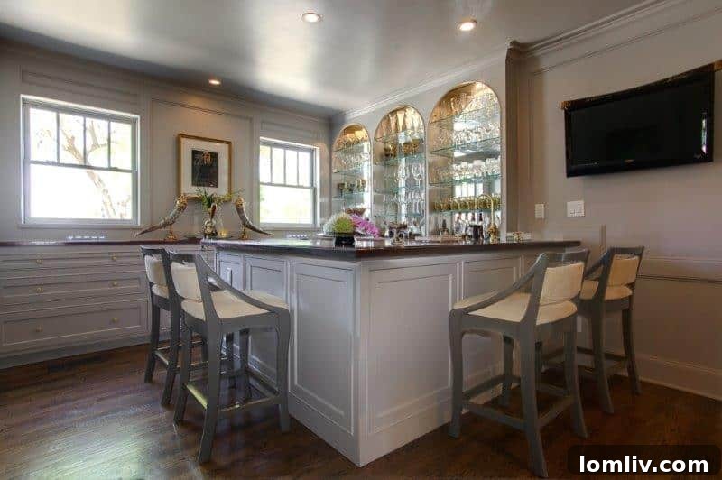Crestline-bar-poolhouse