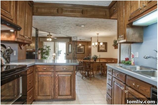 102 Skyline Drive Kitchen Space