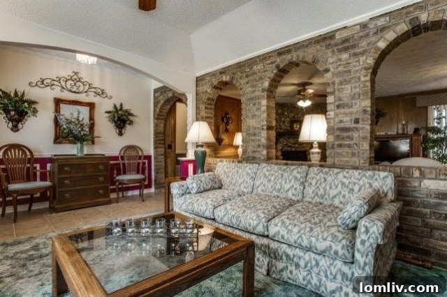 102 Skyline Drive Fireplace