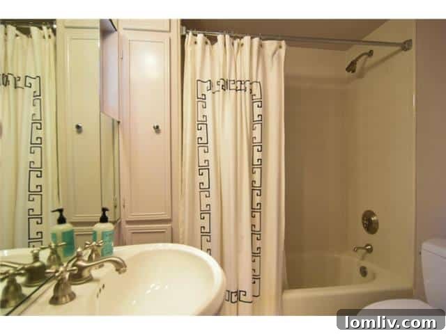 Neola-guest-bath