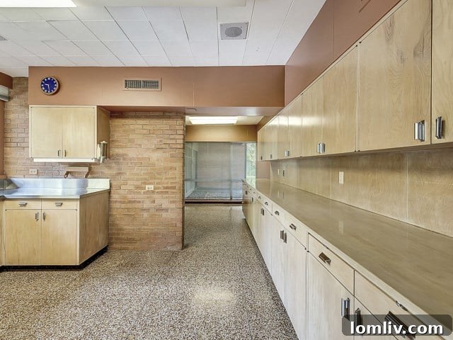 3860 Bellaire Circle Kitchen View 3 - Fort Worth Midcentury Modern Home