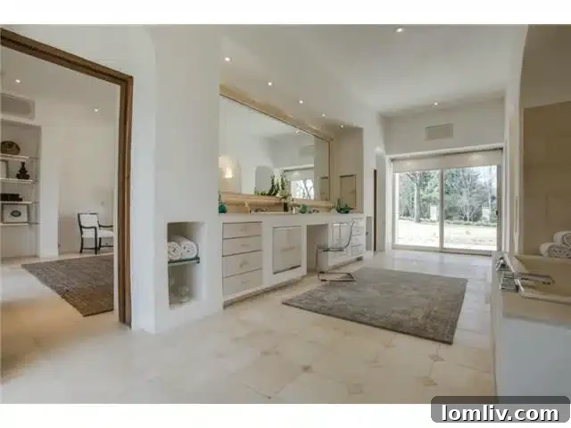 8626 Lakemont Master Bath - Spa Like