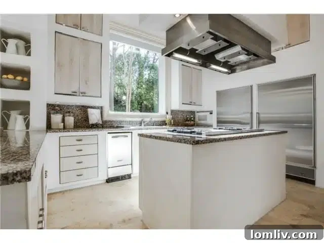 8626 Lakemont Kitchen Interior