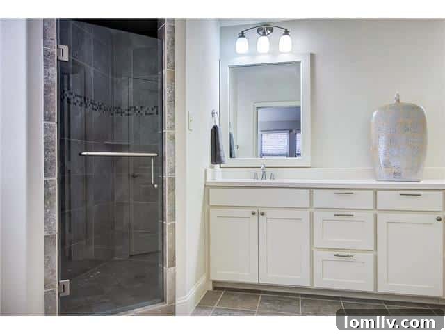 2244 Longwood Master Bath 1